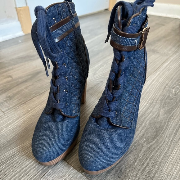 Denim Style Heels - Picture 5 of 5